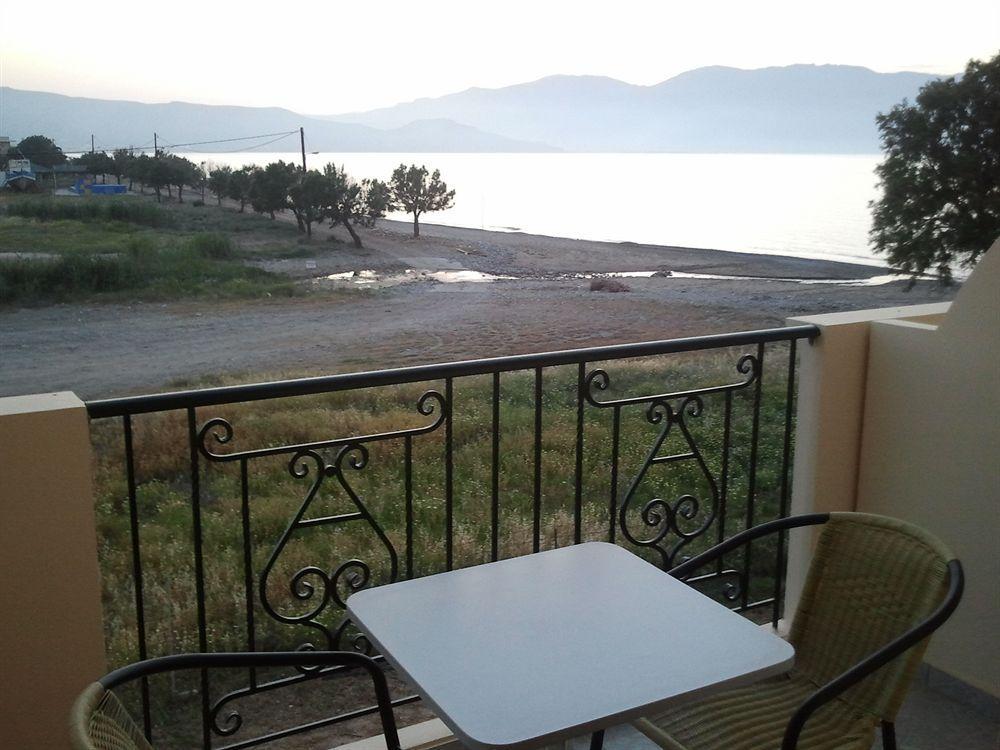 Mesogios Beach Korfalonas Экстерьер фото