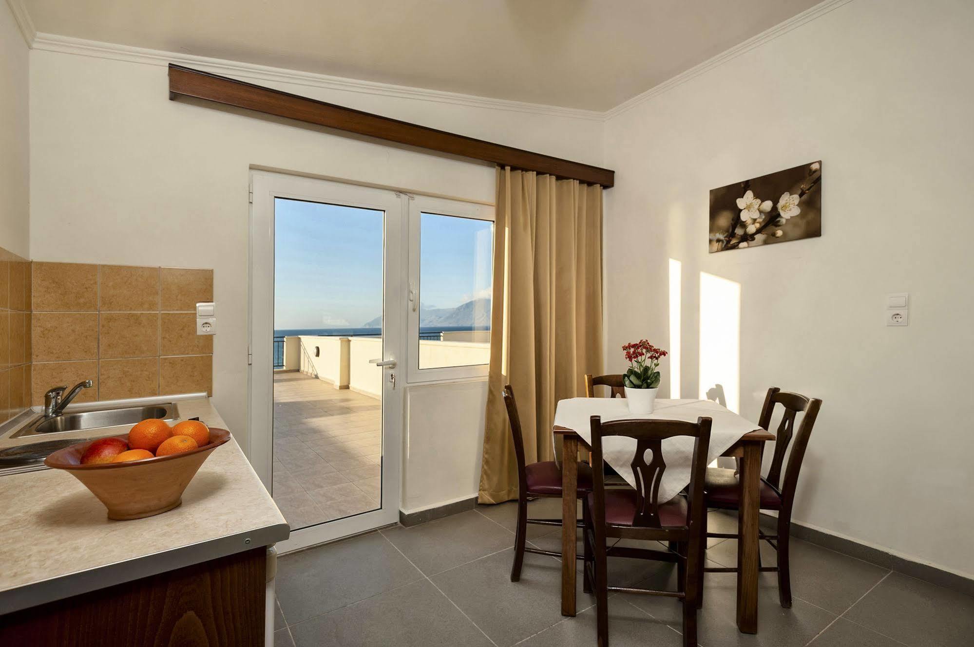 Mesogios Beach Korfalonas Экстерьер фото