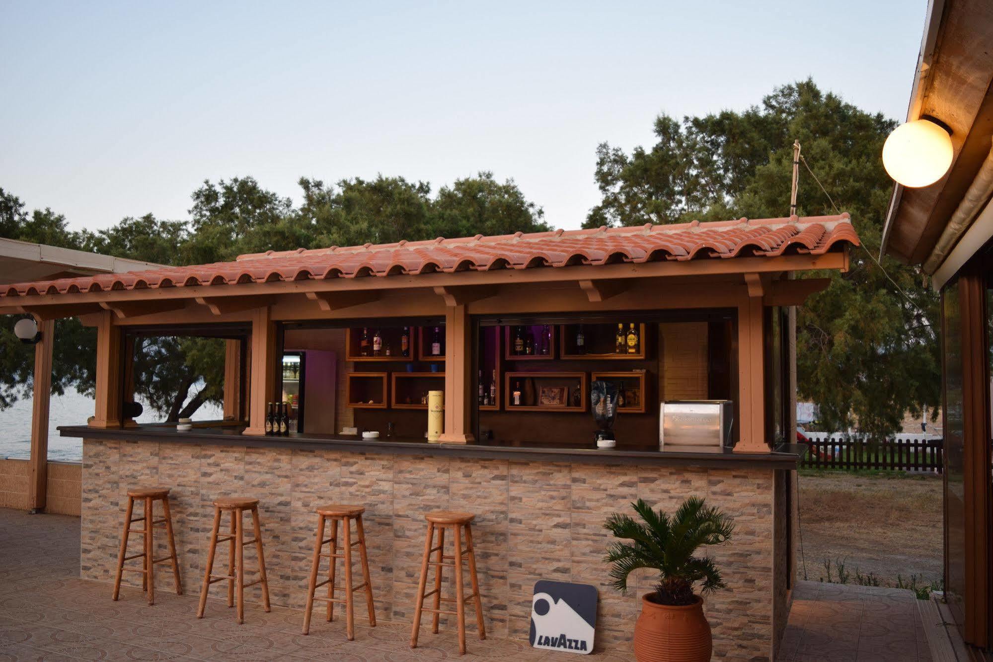 Mesogios Beach Korfalonas Экстерьер фото