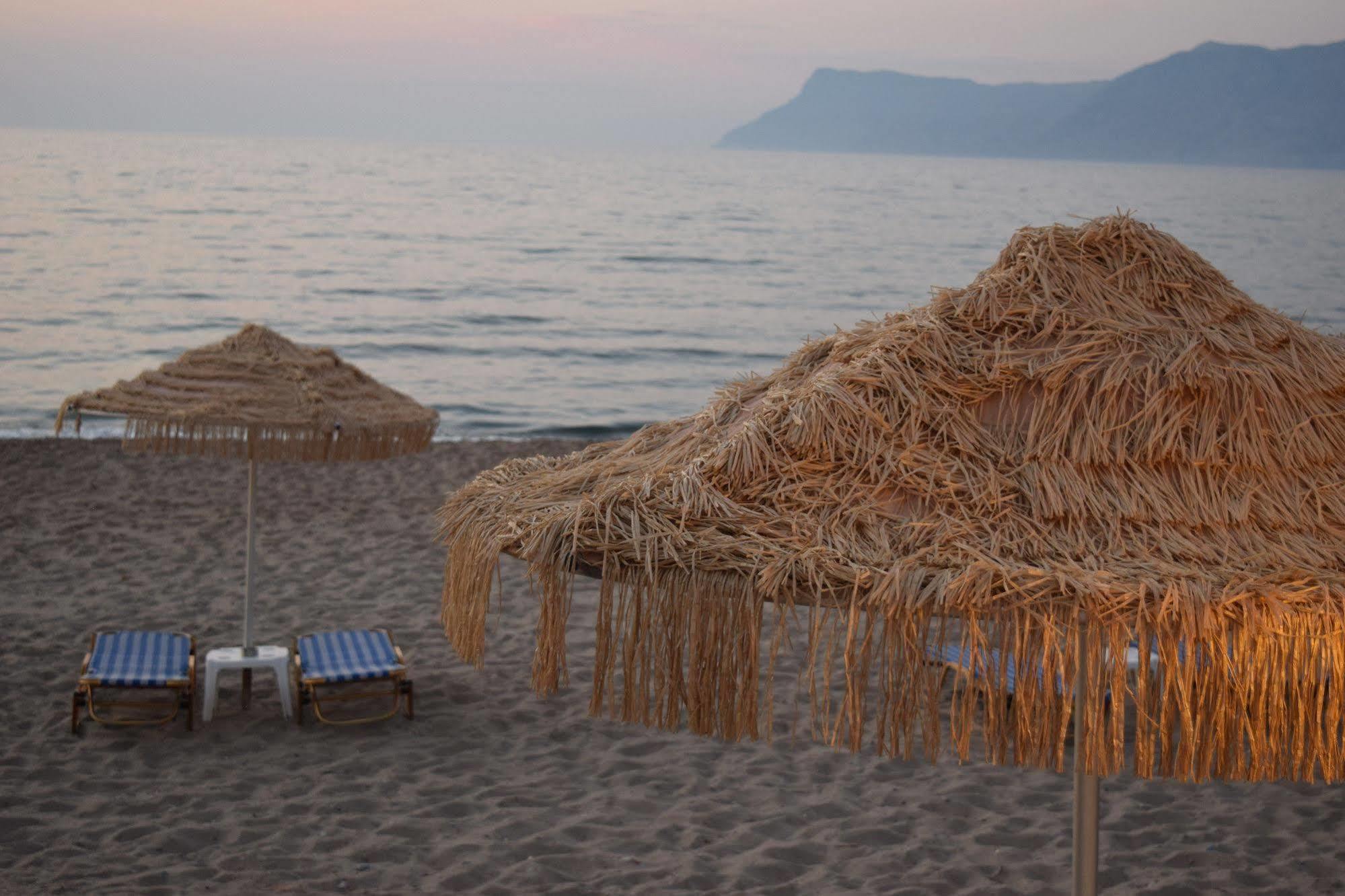 Mesogios Beach Korfalonas Экстерьер фото