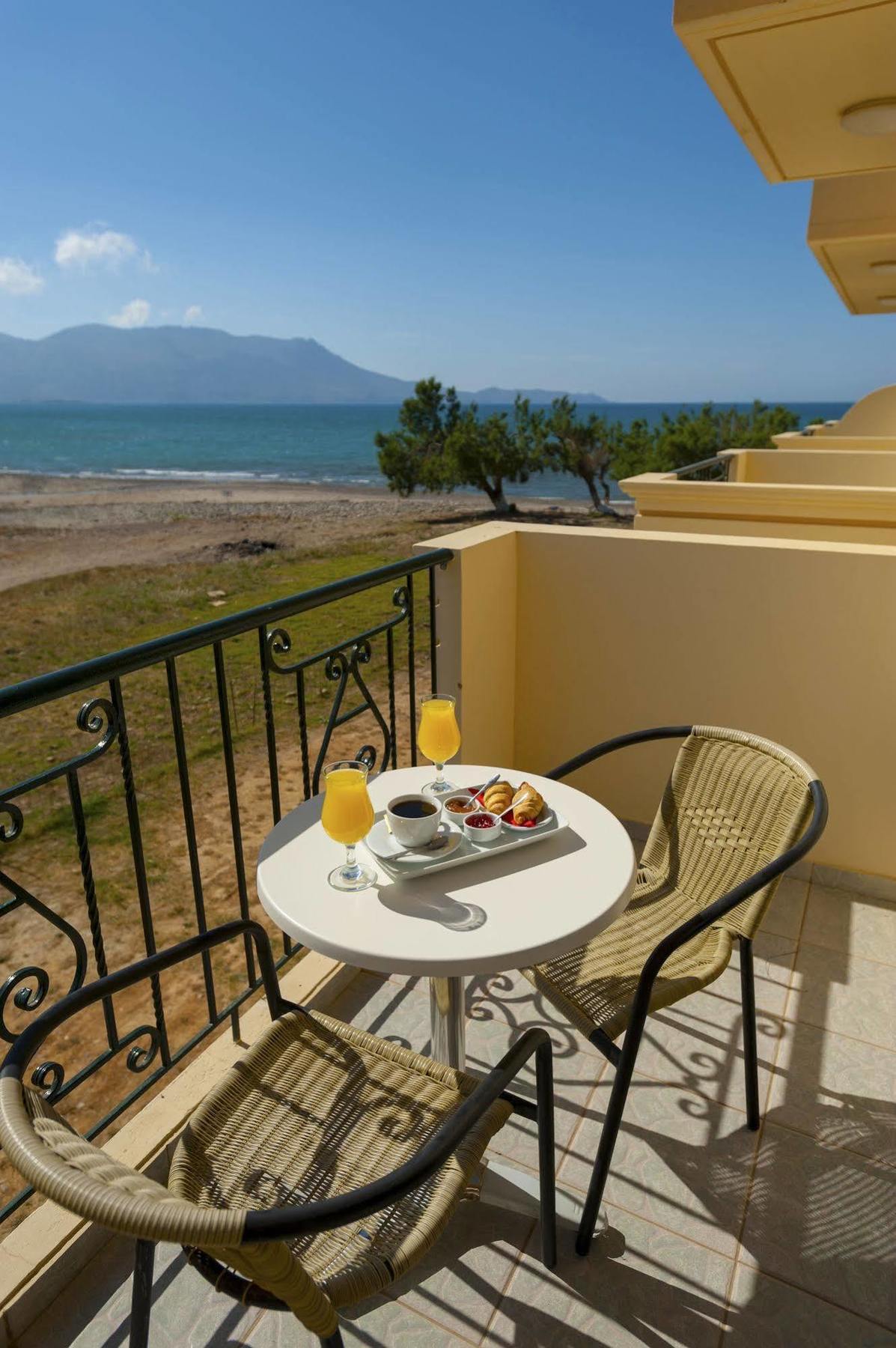 Mesogios Beach Korfalonas Экстерьер фото